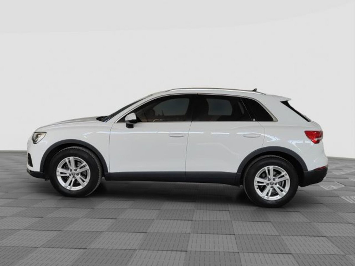 Audi Q3 35 TFSI S tronic Business (2)