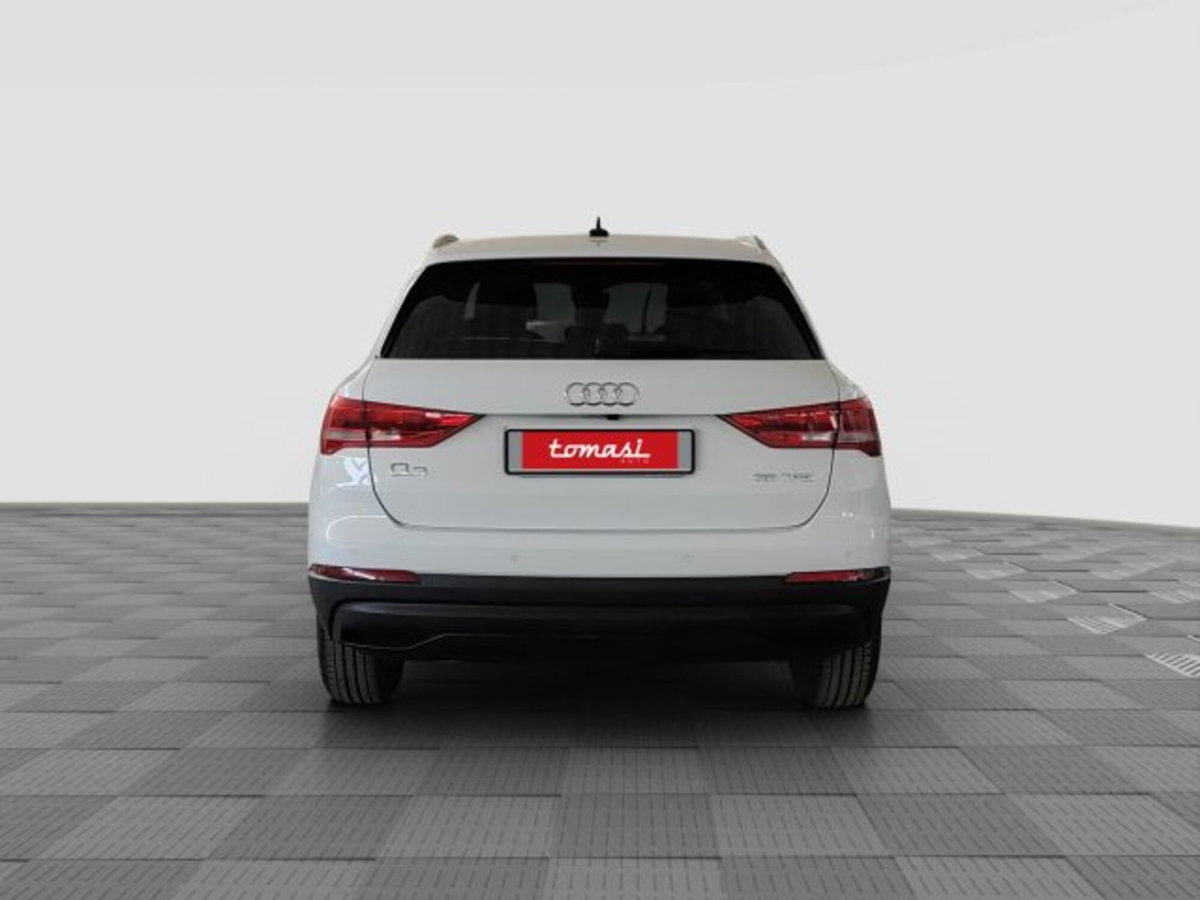Audi Q3 35 TFSI S tronic Business (4)