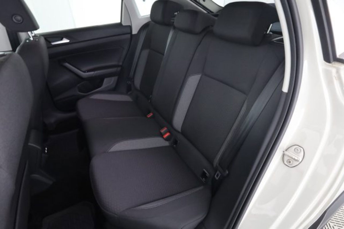 Volkswagen Taigo 1.0 TSI 110 CV Life (3)