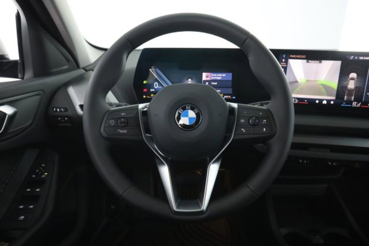 BMW Serie 1 120 48V MSport Design auto (5)