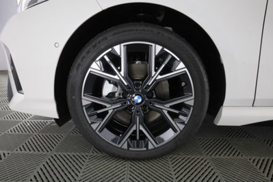 BMW Serie 1 120 48V MSport Design auto (8)