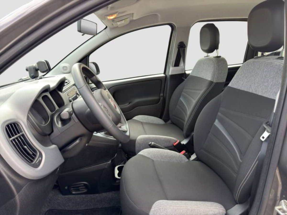 Fiat Panda 1.0 FireFly S&S Hybrid City Cross (9)