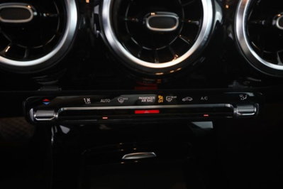 Mercedes-Benz Classe A 180 d Automatic Business (13)