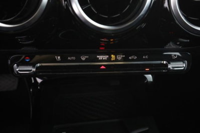 Mercedes-Benz Classe A 200 d Automatic Business (12)