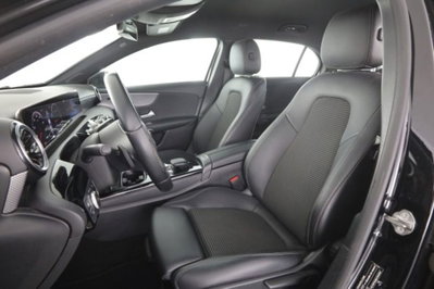 Mercedes-Benz Classe A 200 d Automatic Business (2)