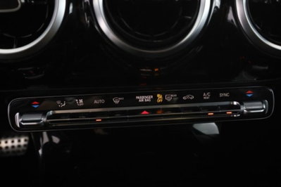 Mercedes-Benz CLA 180 d Automatic Premium (13)