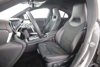 Mercedes-Benz CLA 180 d Automatic Premium (2)