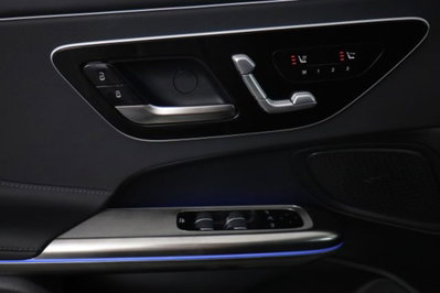 Mercedes-Benz CLE Cabrio 200 AMG Line Premium auto (13)