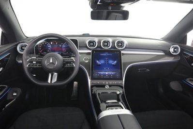 Mercedes-Benz CLE Cabrio 200 AMG Line Premium auto (4)