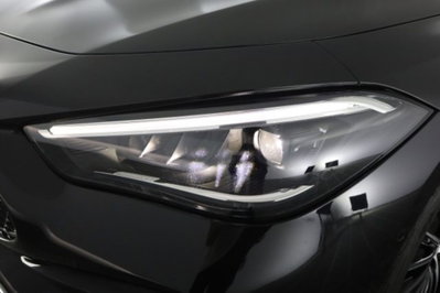 Mercedes-Benz CLE Cabrio 200 AMG Line Premium auto (9)