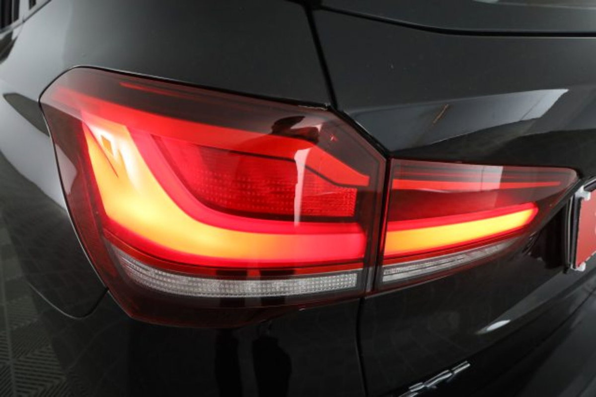 BMW X1 sDrive18d Business Advantage (10)