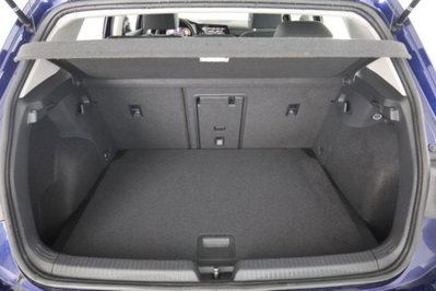 Volkswagen Golf 1.0 TSI EVO Life (6)
