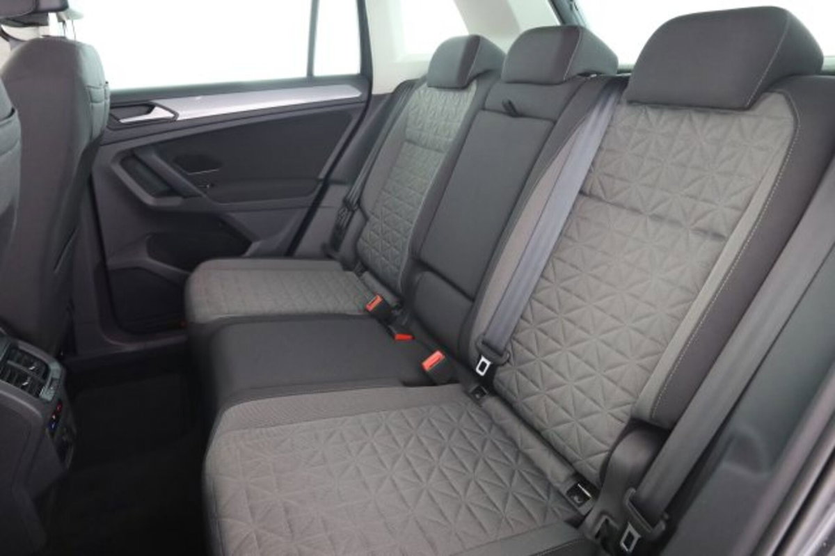Volkswagen Tiguan 2.0 TDI 150 CV SCR DSG 4MOTION Life (3)