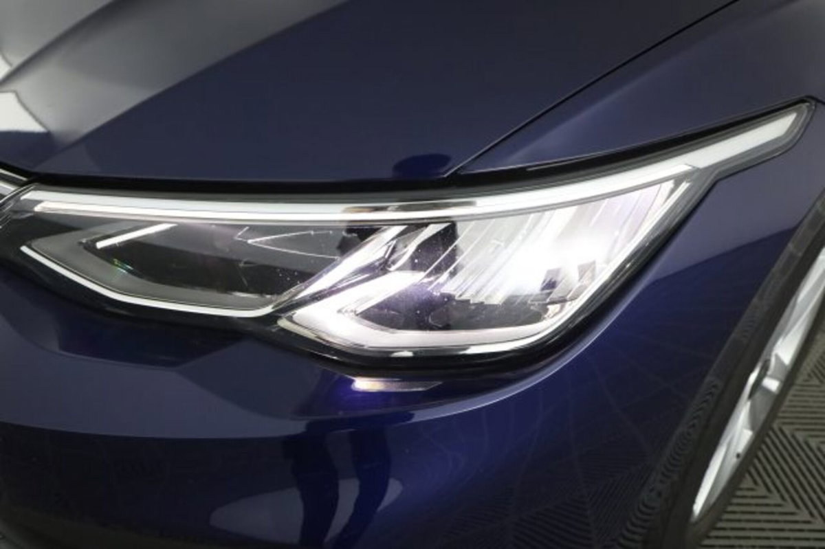 Volkswagen Golf 1.0 TSI EVO Life (9)