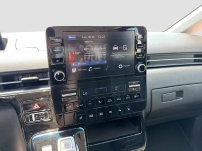 Hyundai Staria 2.2 awd auto (18)