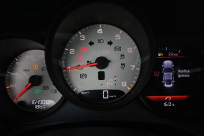 Porsche 718 Cayman  Cayman 2.0 300cv (6)