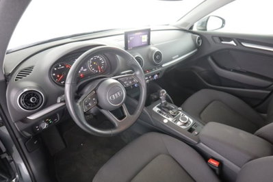 Audi A3 Sportback 40 TDI quattro S tronic Business (9)