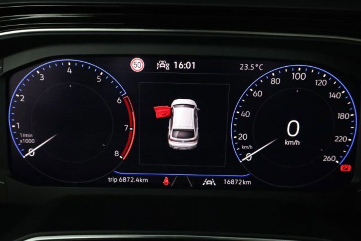 Volkswagen Taigo 1.0 tsi R-Line 115cv (7)