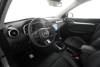 Mg ZS ZS 1.5 Luxury (9)