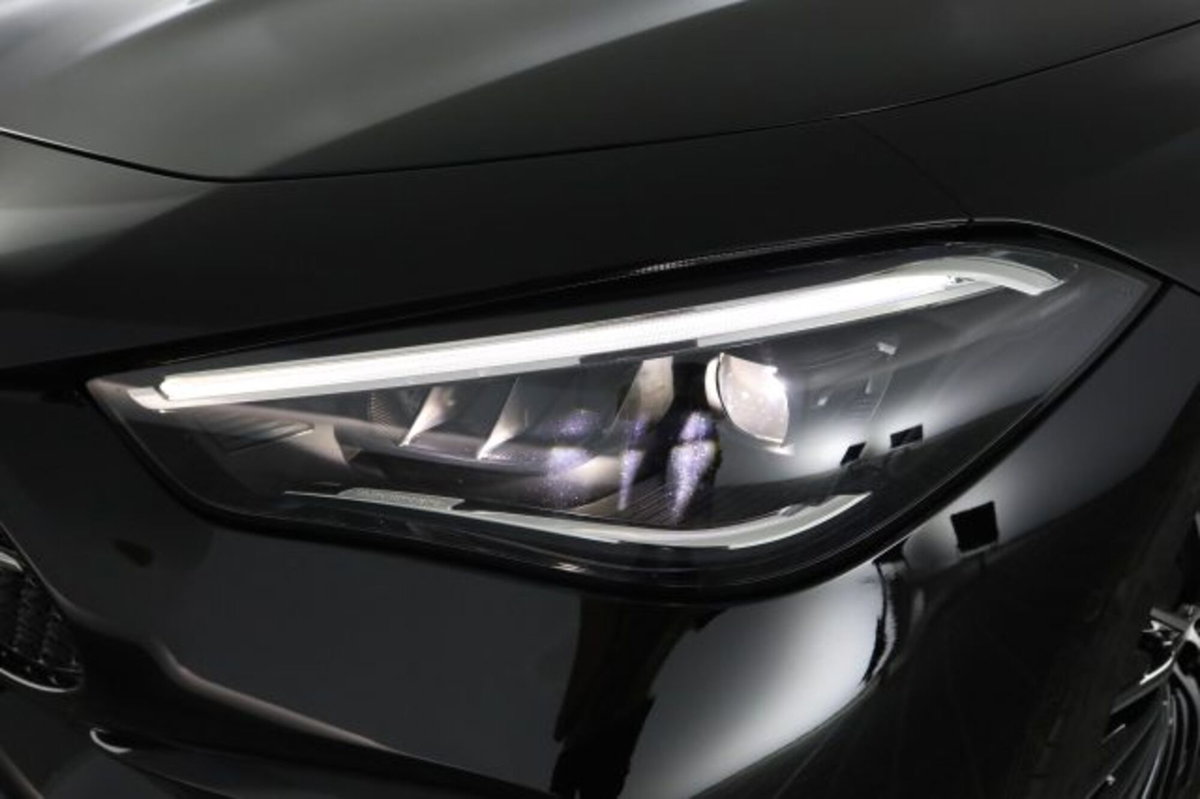 Mercedes-Benz CLE Cabrio 200 AMG Line Premium auto (9)
