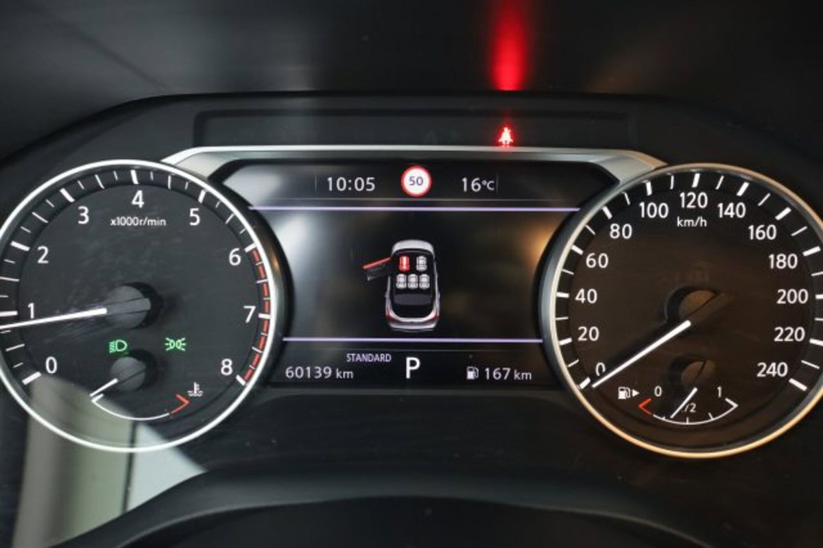 Nissan Qashqai MHEV 158 CV Xtronic N-Style (7)