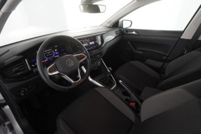 Volkswagen Polo 1.0 evo Life 80cv (9)