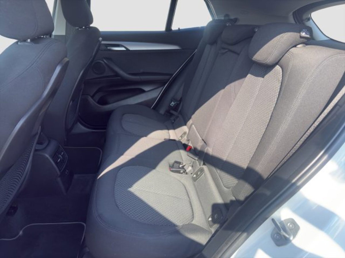 BMW X2 sDrive18d Advantage (14)
