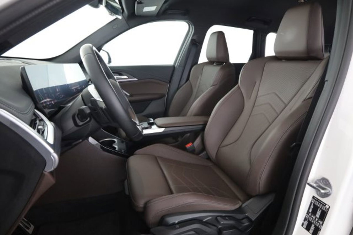 BMW X1 sDrive 18d Msport (2)