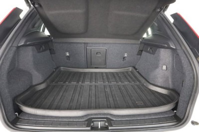 Volvo XC40 T2 Geartronic Momentum Pro (6)