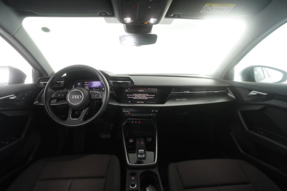 Audi A3 Sportback 35 TDI S tronic Business (3)