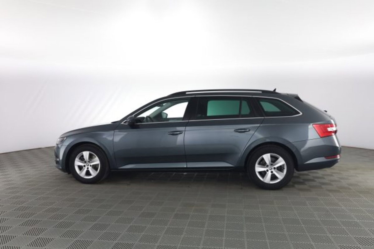 Skoda Superb Station Wagon 1.6 TDI DSG Wagon Ambition (7)