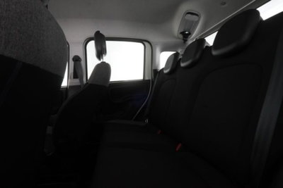 Fiat Panda 1.0 FireFly S&S Hybrid City Cross (11)