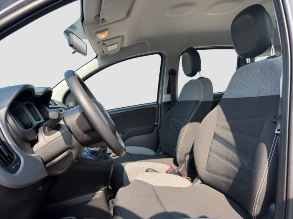Fiat Panda 1.0 FireFly S&S Hybrid City Cross (9)
