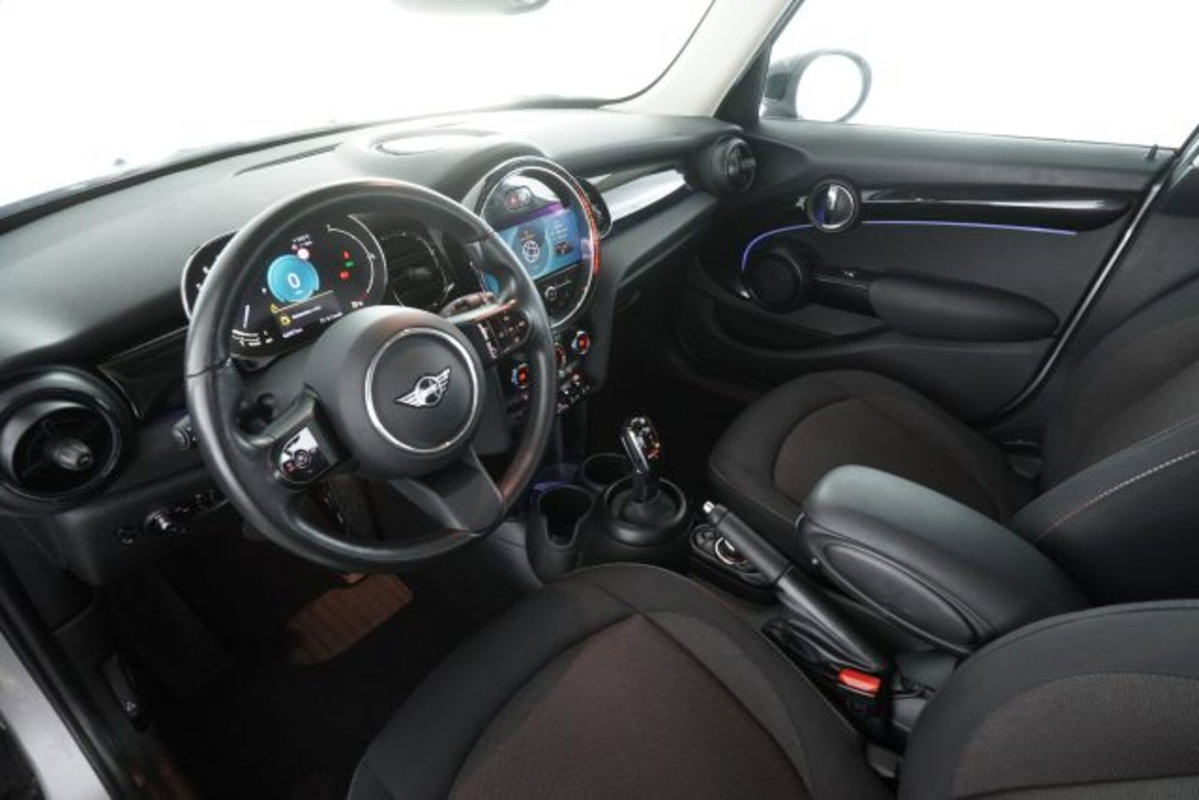MINI Mini 1.5 Cooper Classic 5 porte (9)