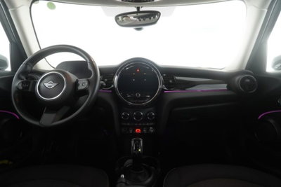 MINI Mini 1.5 Cooper Essential 5 porte (12)