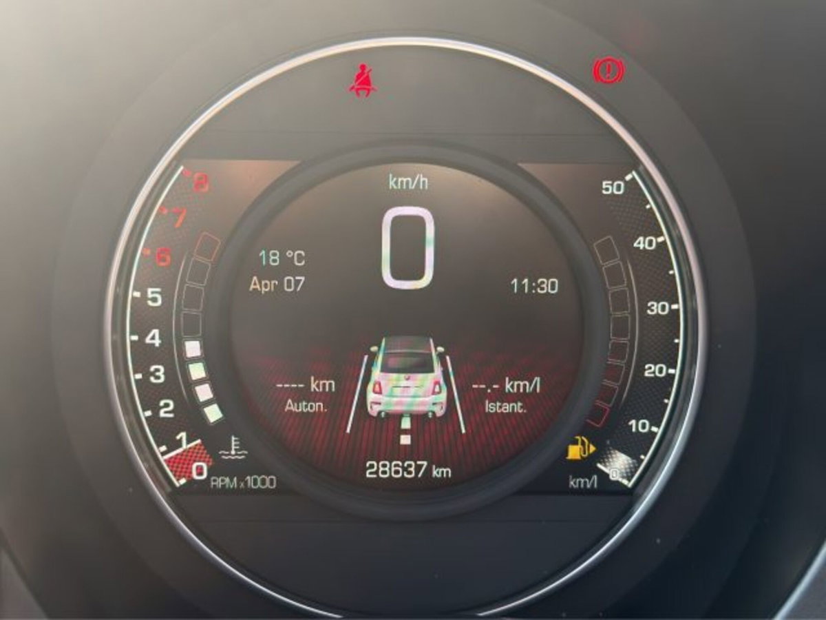 Abarth 695 Cabrio 695 C 1.4 Turbo T-Jet Rivale (14)
