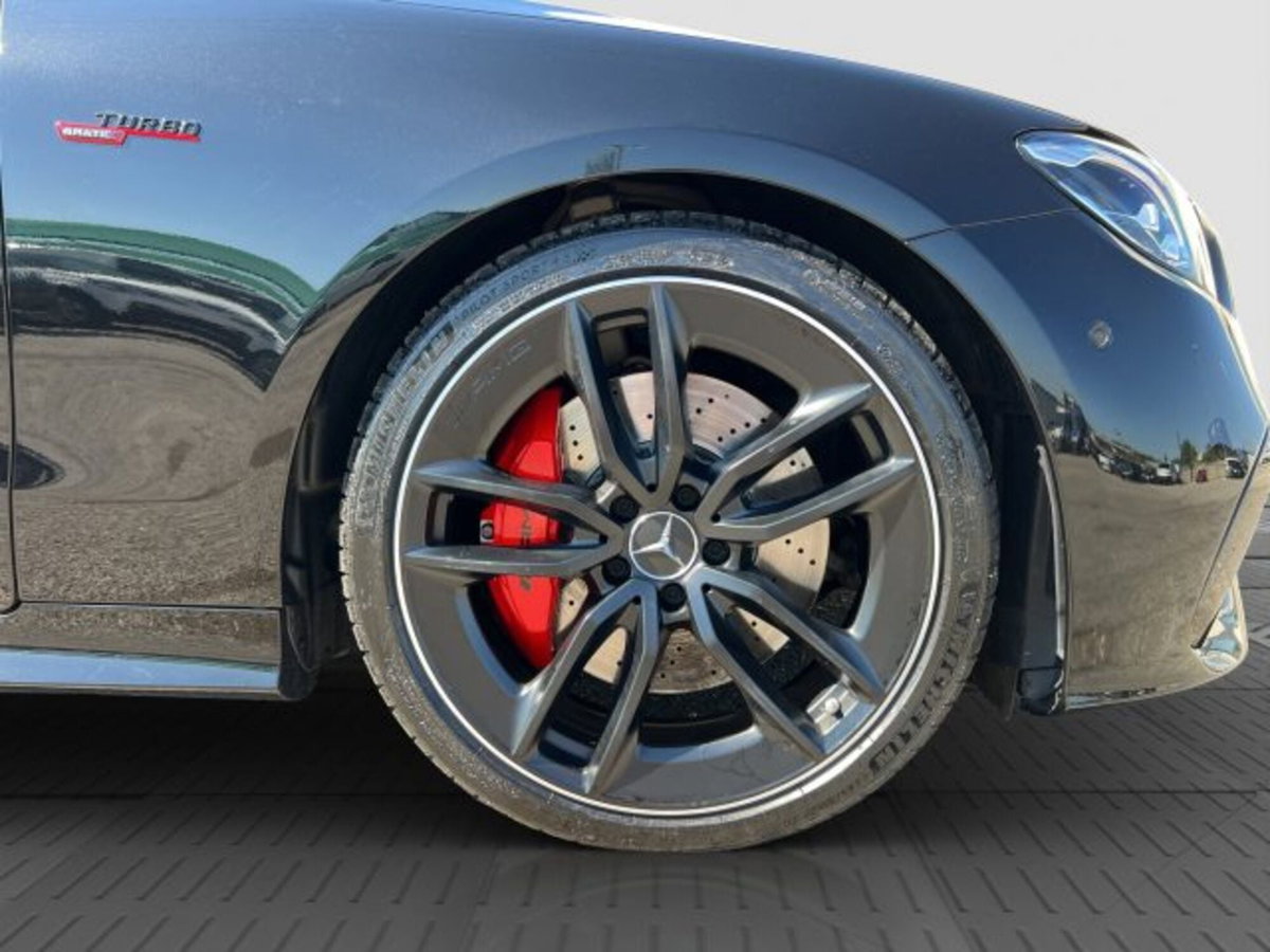 Mercedes-Benz Classe E Coupé 53 4Matic+ Mild hybrid AMG (15)