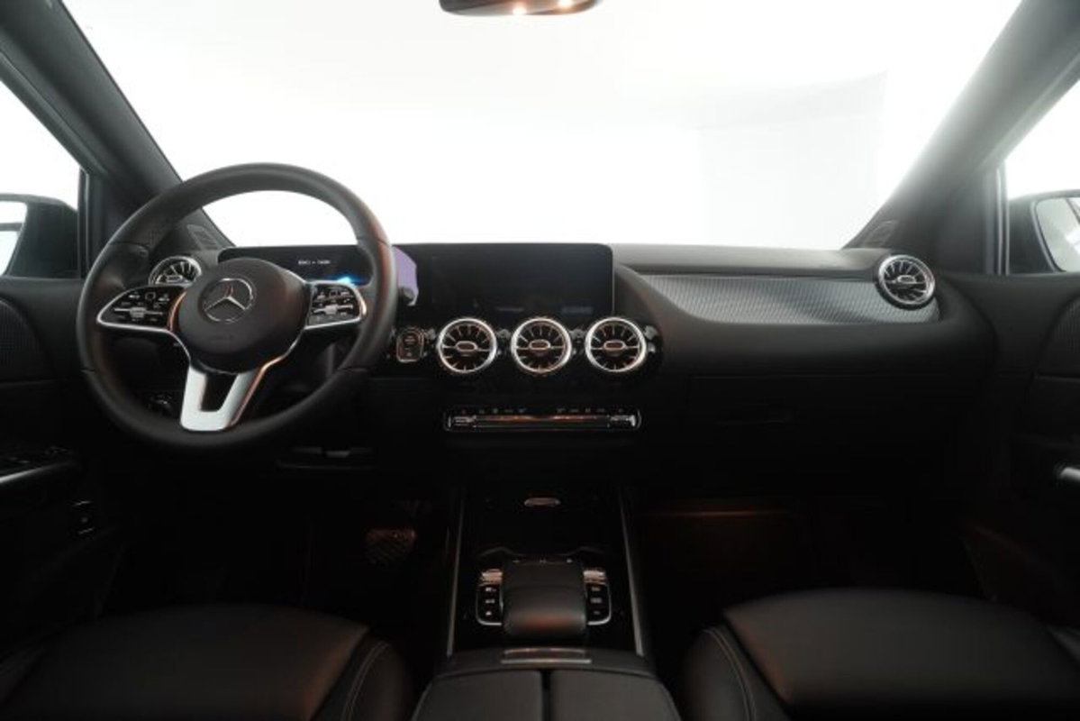 Mercedes-Benz CLA 200 d Sport (12)