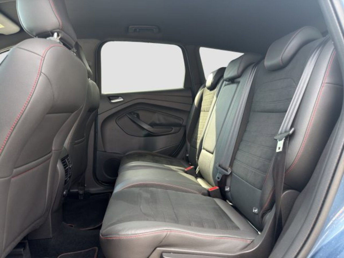Ford Kuga 1.5 EcoBoost 120 CV S&S 2WD ST-Line (10)
