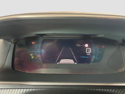 Peugeot 2008 BlueHDi 110 S&S GT (14)