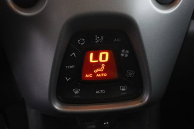 Toyota Aygo X 1.0 VVT-i 72 CV 5 porte Limited Air (9)