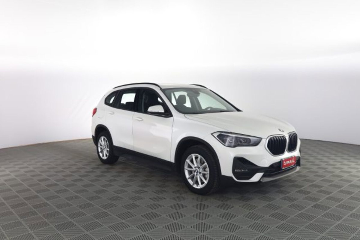BMW X1 xDrive20d Business Advantage (2)