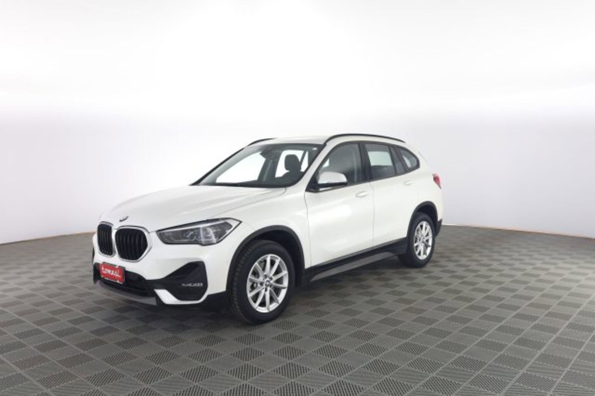 BMW X1 xDrive20d Business Advantage (8)