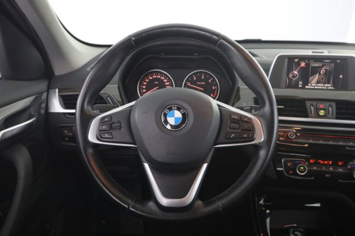 BMW X1 sDrive18d Advantage (5)