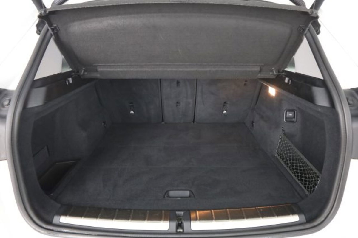 BMW X1 sDrive18d Advantage (6)