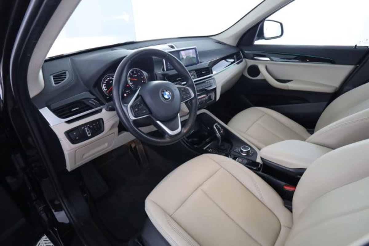 BMW X1 sDrive18d xLine Plus (9)