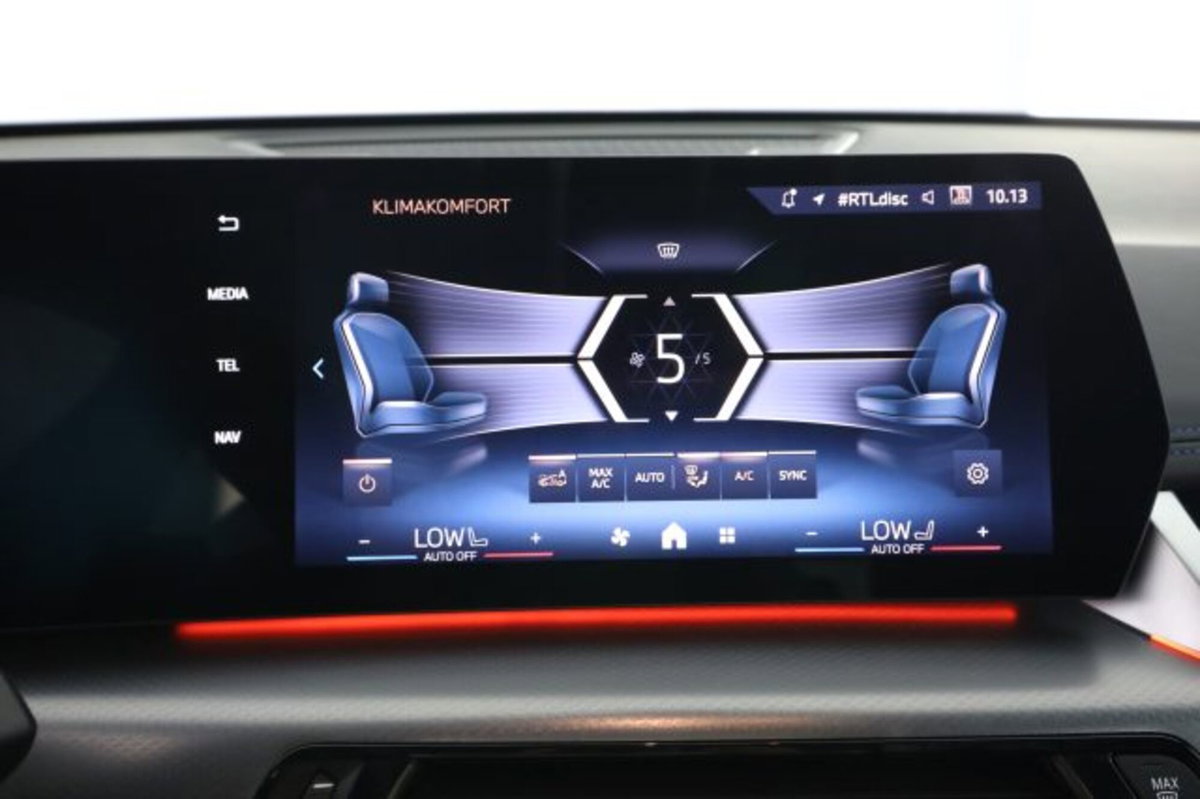 BMW X1 sDrive 18i Msport (11)