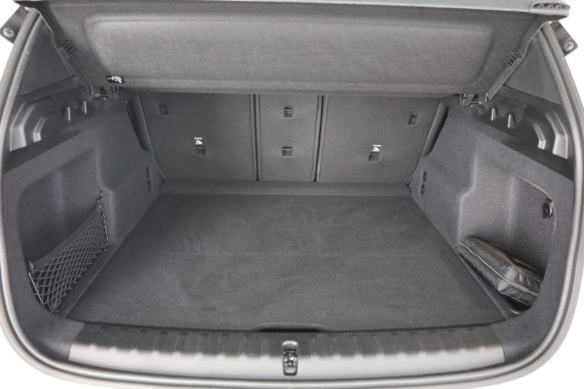 BMW X1 sDrive 18i Msport (6)