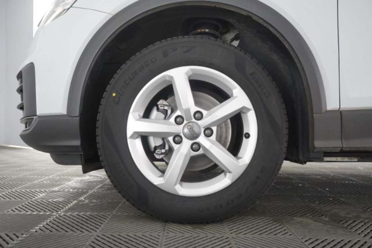 Audi Q2 Q2 30 TDI S tronic Business (16)