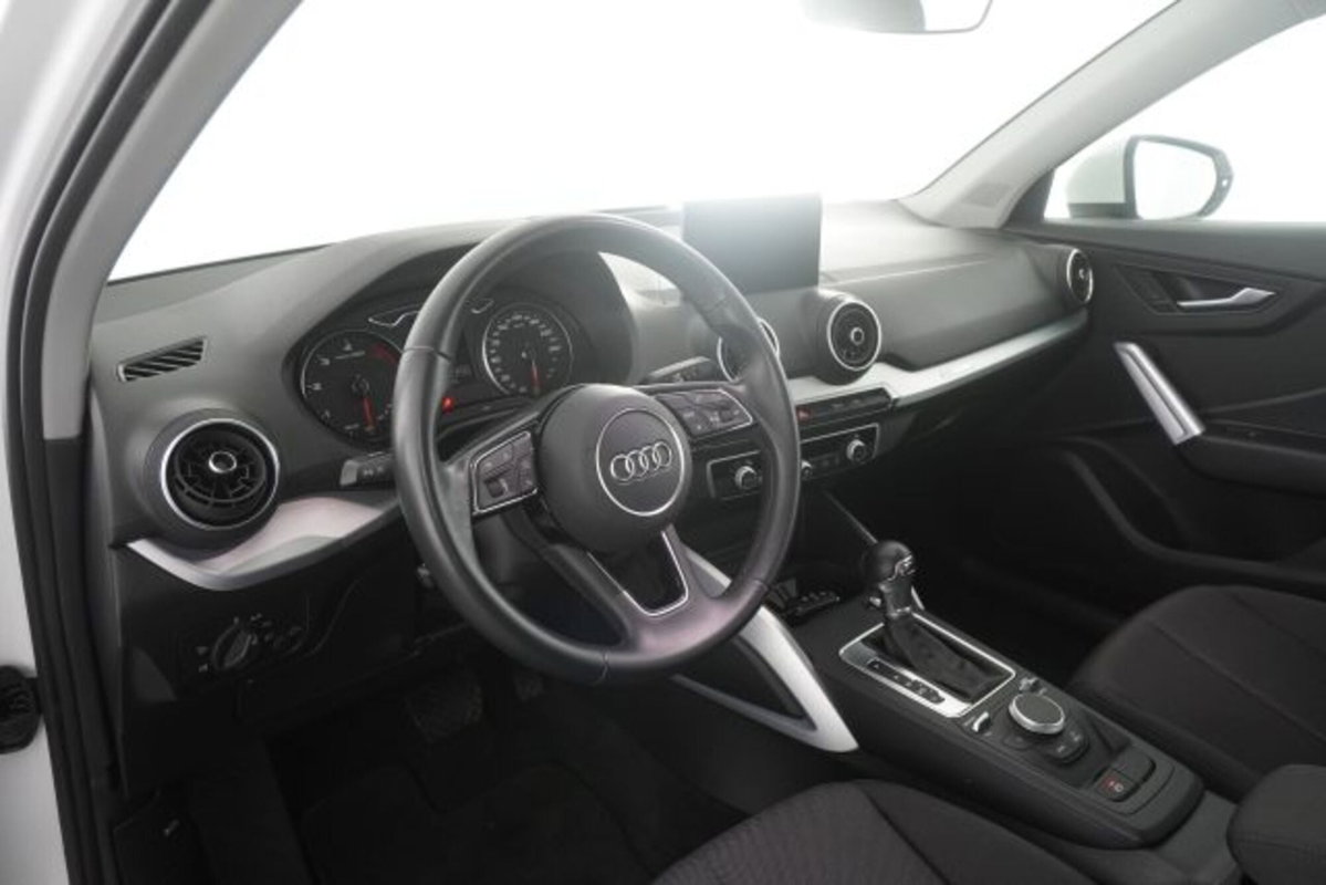 Audi Q2 Q2 30 TDI S tronic Business (9)